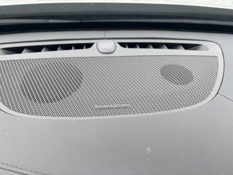 2024 Volvo XC90 Recharge T8 Ultimate Bright Theme 7P