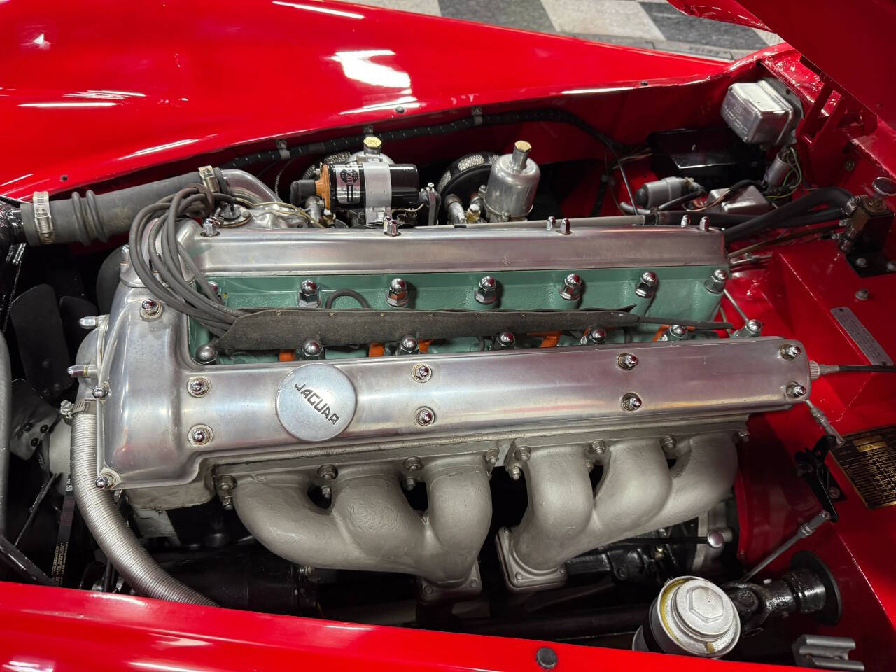 1956 Jaguar XK 140 Roadster 37