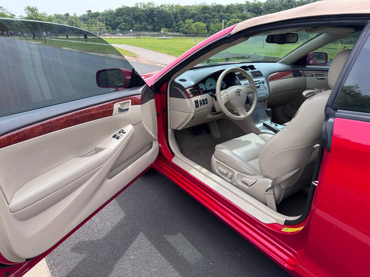 2006 Toyota Camry Solara 2