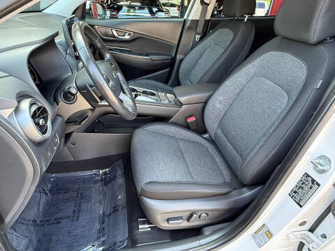 2023 Hyundai Kona Electric SEL