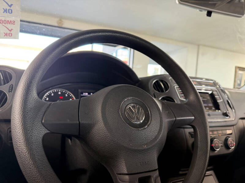 2017 Volkswagen Tiguan 2.0T S 4Motion