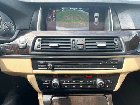 2016 BMW 5 Series 528i