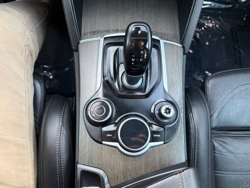 2018 Alfa Romeo Stelvio Ti Sport