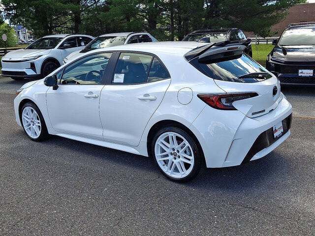 2026 Toyota Corolla Hatchback SE