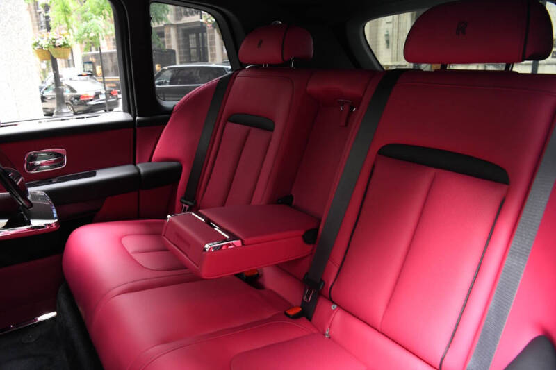 2023 Rolls-Royce Black Badge Cullinan