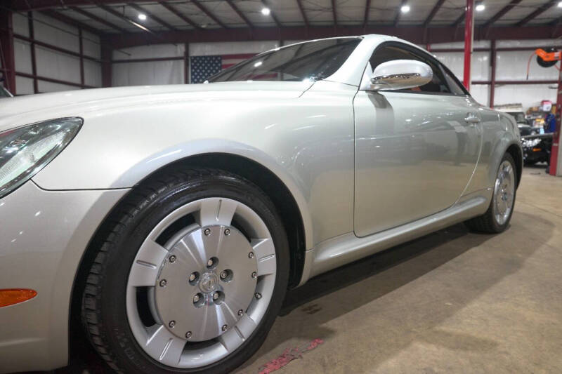 2004 Lexus SC 430
