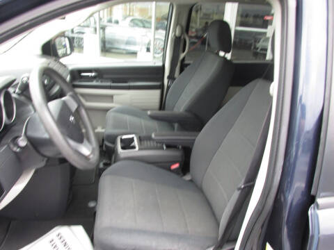 2009 Dodge Grand Caravan SE
