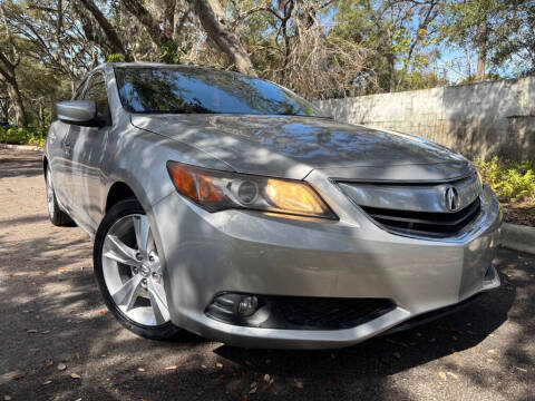 2013 Acura ILX 2.0L w/Tech