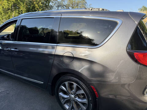2017 Chrysler Pacifica Limited