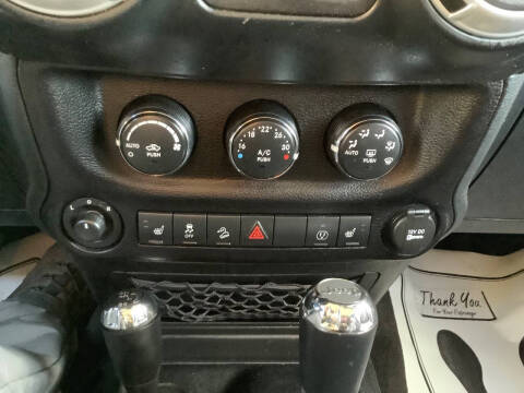 2013 Jeep Wrangler Sahara