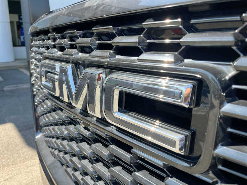 2024 GMC Yukon Denali Ultimate