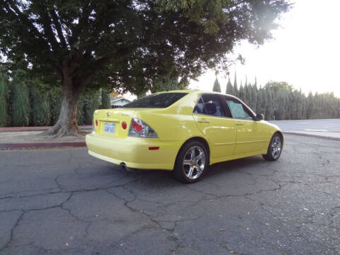 2002 Lexus IS 300