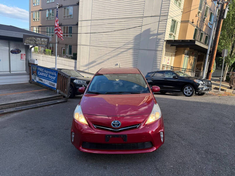 2012 Toyota Prius v Two