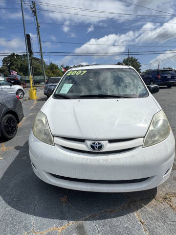 2007 Toyota Sienna CE 7-Passenger