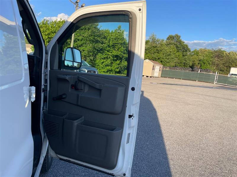 2018 Chevrolet Express 2500