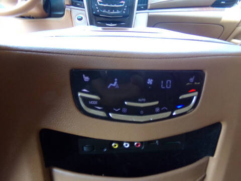 2016 Cadillac Escalade ESV Platinum