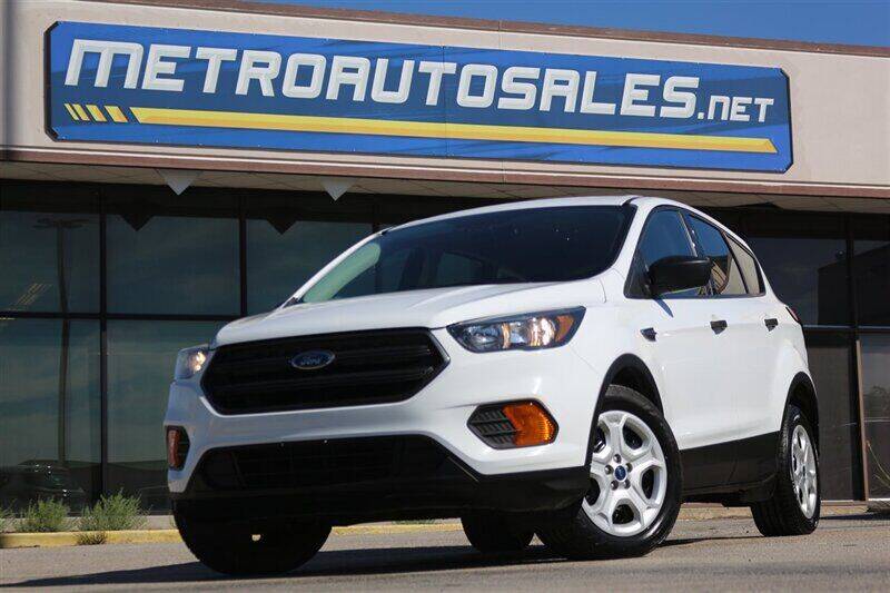 2019 Ford Escape for sale at METRO AUTO SALES in Arlington TX