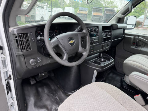 2017 Chevrolet Express 2500