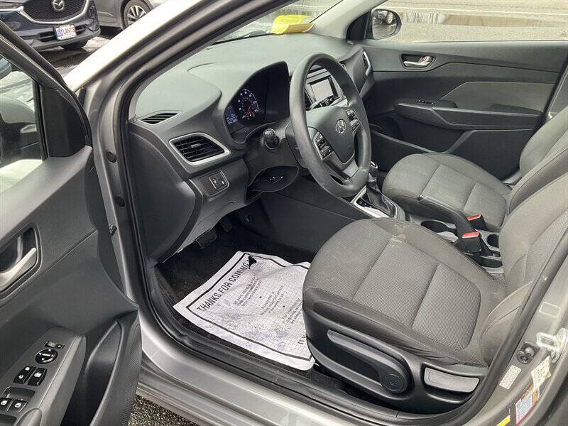 2021 Hyundai Accent SE