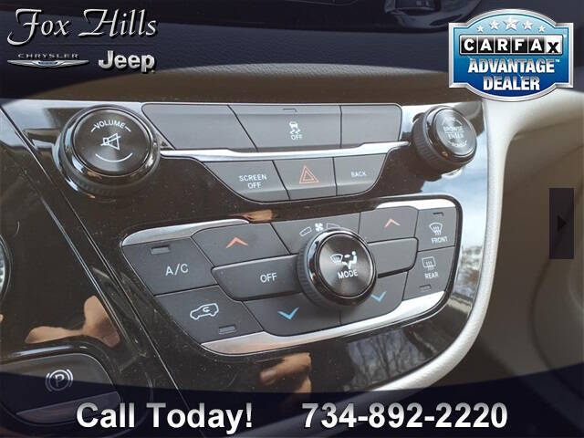 2017 Chrysler Pacifica Touring