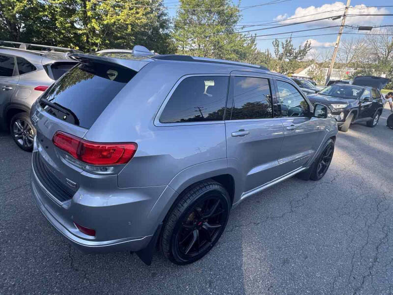 2021 Jeep Grand Cherokee Summit