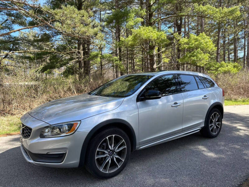 2015 Volvo V60 Cross Country T5