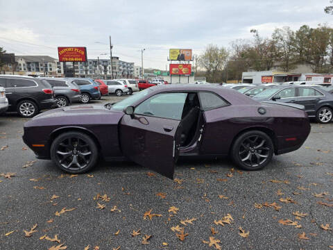 2020 Dodge Challenger SXT
