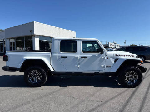 2025 Jeep Gladiator Mojave X
