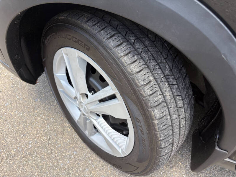 2019 Nissan Kicks S