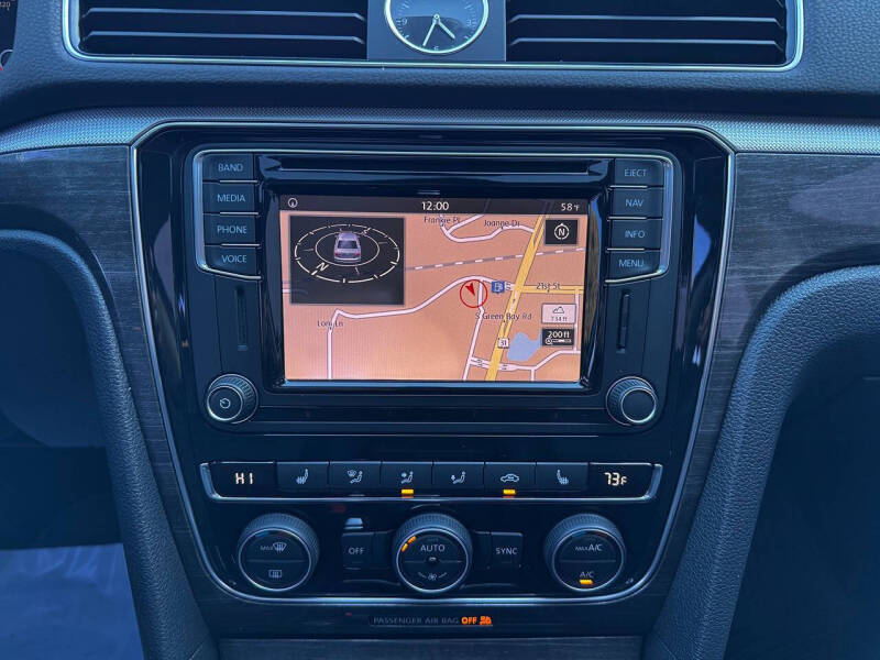 2016 Volkswagen Passat 1.8T SE