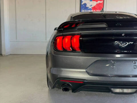2020 Ford Mustang