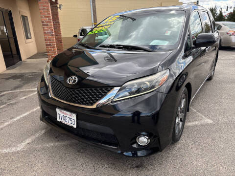 2015 Toyota Sienna for sale at Showcase Luxury Cars II in Fresno CA
