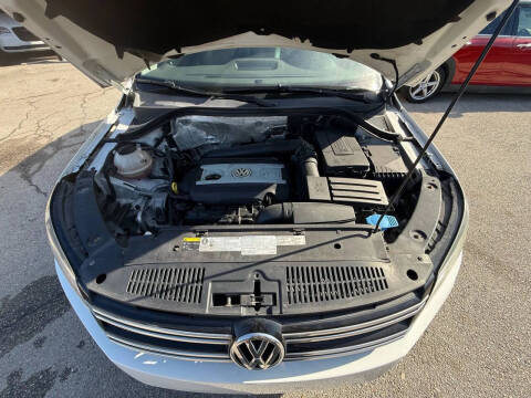 2017 Volkswagen Tiguan 2.0T Wolfsburg Edition