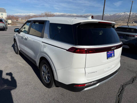 2024 Kia Carnival LX