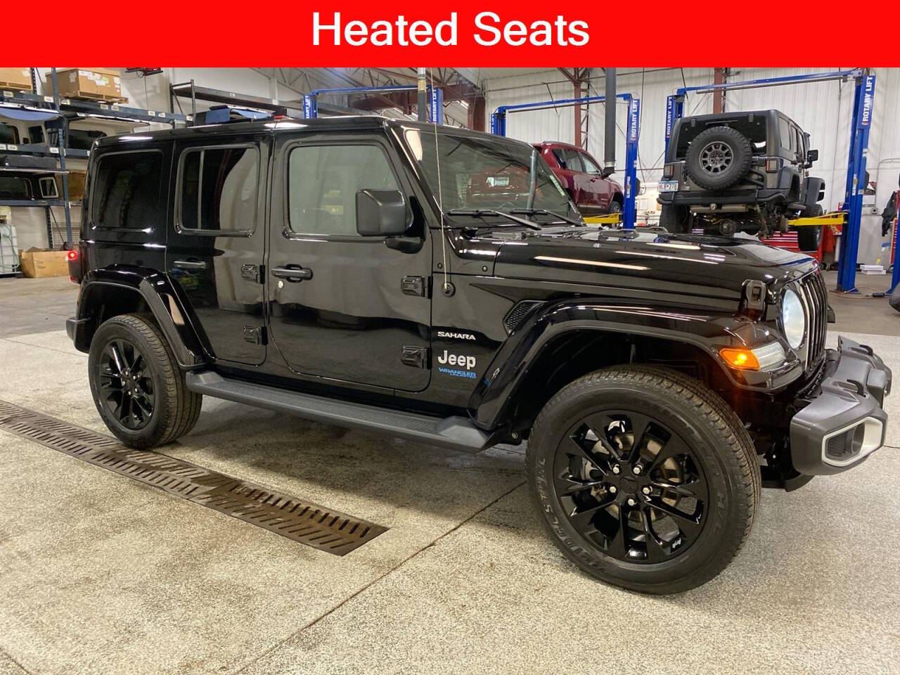 2021 Jeep Wrangler Unlimited for sale at Victoria Auto Sales in Victoria, MN