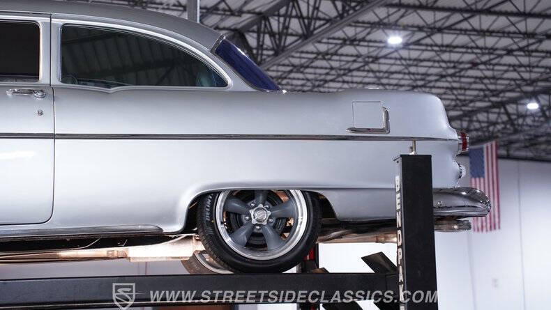 1955 Pontiac Chieftain