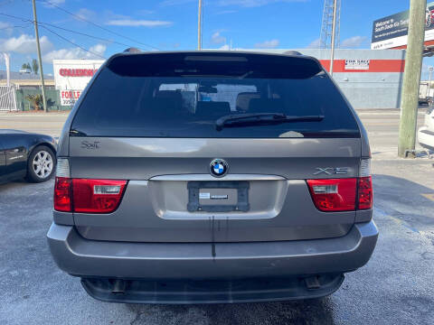 2004 BMW X5 3.0i