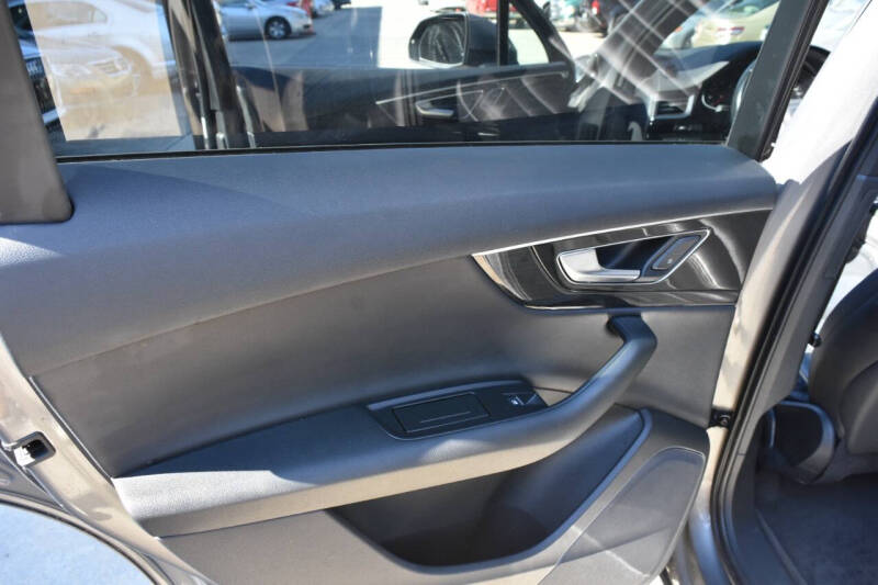 2017 Audi Q7 2.0T quattro Premium