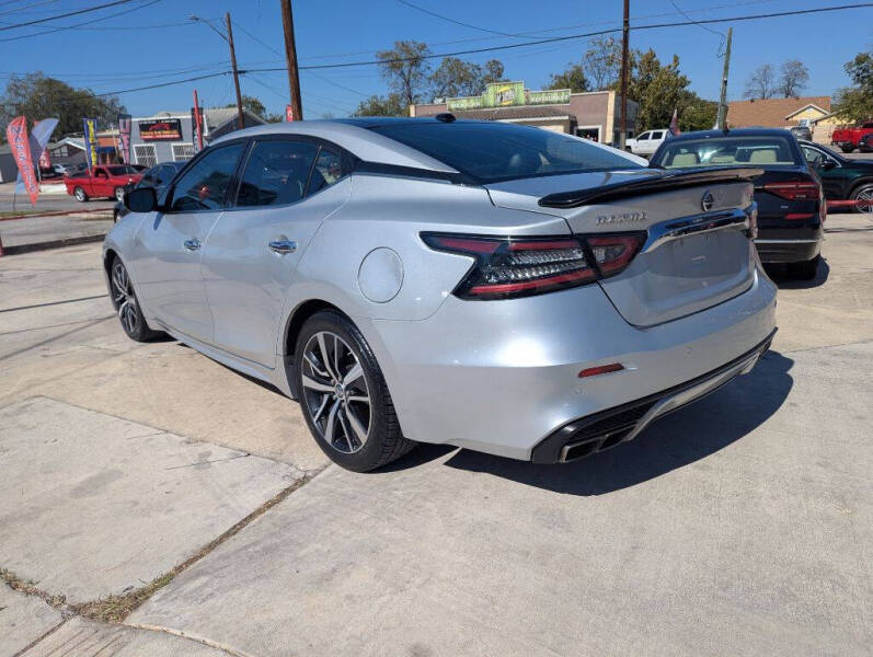 2019 Nissan Maxima