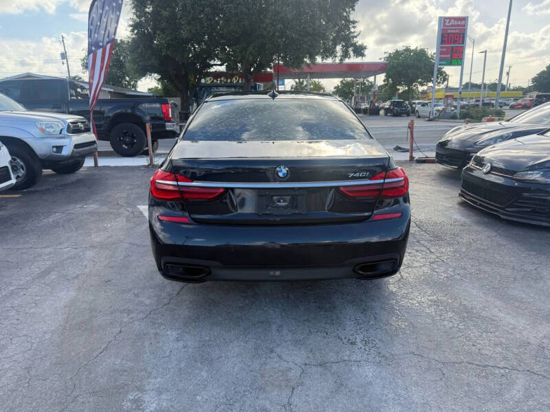 2019 BMW 7 Series 740i