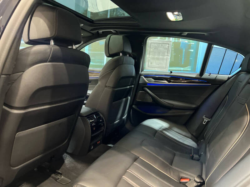 2021 BMW 5 Series M550i xDrive