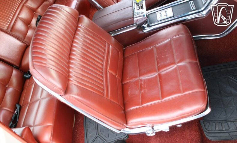 1966 Ford Thunderbird