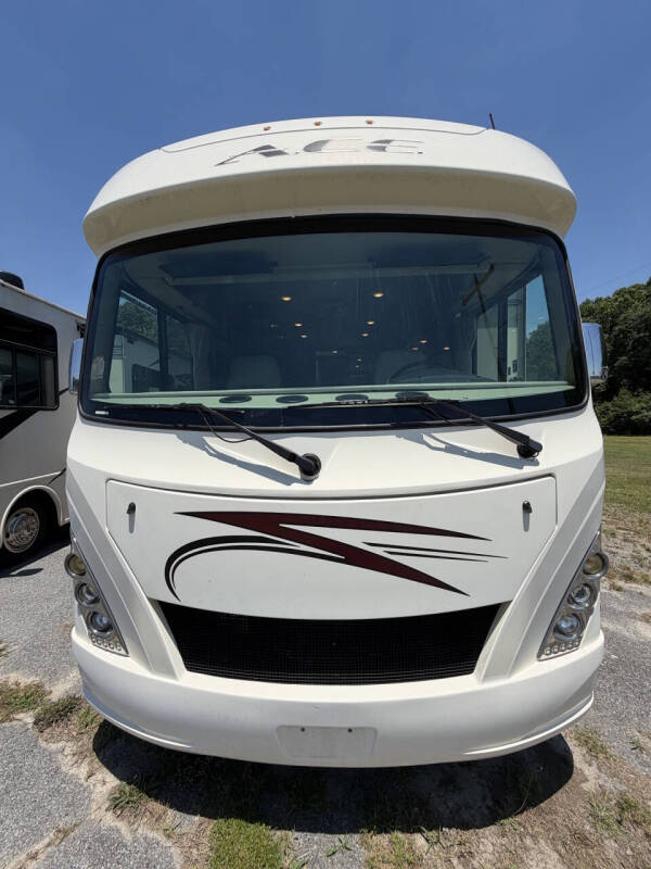2018 Thor Motor Coach Ace 30.3
