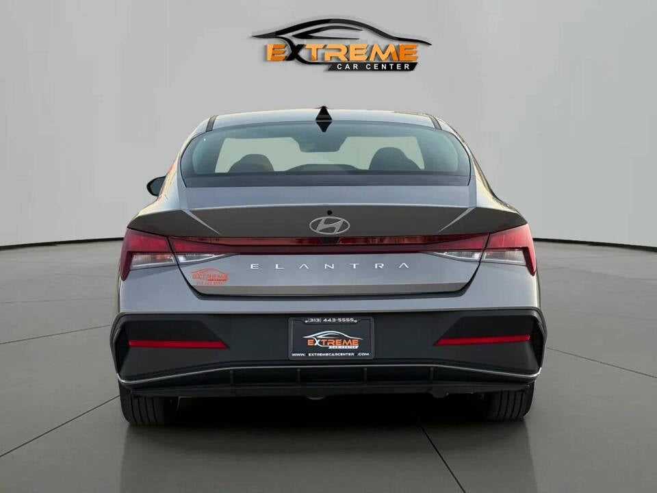 2024 Hyundai ELANTRA for sale at Extreme Car Center in Detroit, MI