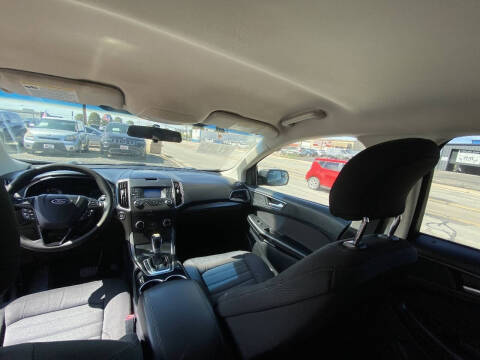 2016 Ford Edge SE