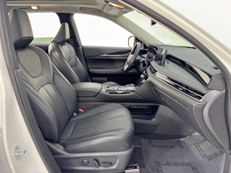 2022 Infiniti QX60 Pure