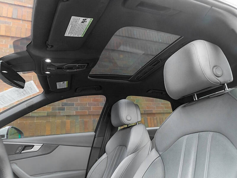 2018 Audi A4 2.0T quattro Prestige