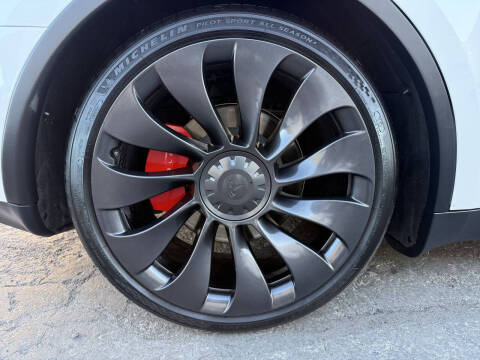 2023 Tesla Model Y Performance