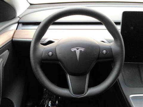 2025 Tesla Model Y Long Range