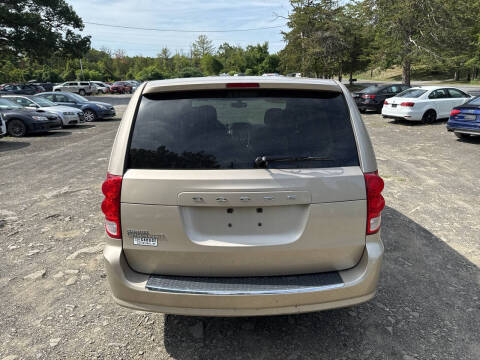 2013 Dodge Grand Caravan SE